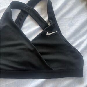 Nike Women's maternity Black Sports Bra - Low Impact Support